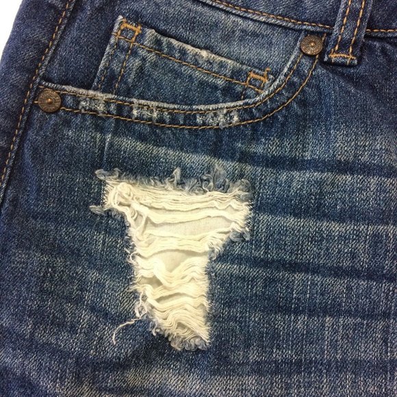 Rewash Womens Denim Jean Mini Skirt Vintage Reunion Distressed Size 7/28 Raw Hem - Picture 2 of 6